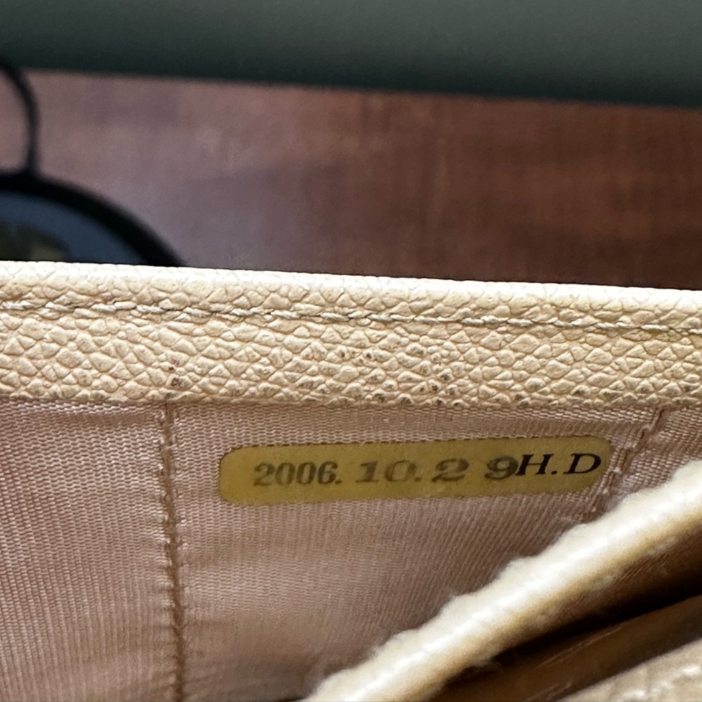Chanel Coco button Leather flap long bifold wallet beige cream color EUC - Picture 9 of 14